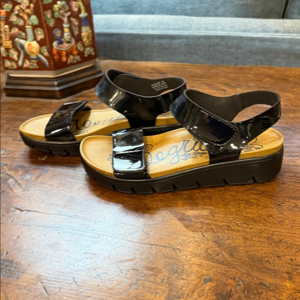Alegria Black Women's Sandals - Picture 2 of 8